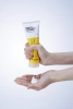 Żel-pianka do mycia twarzy rozświetlająca z witaminą C, CALMING CLEANSER, 120 ml